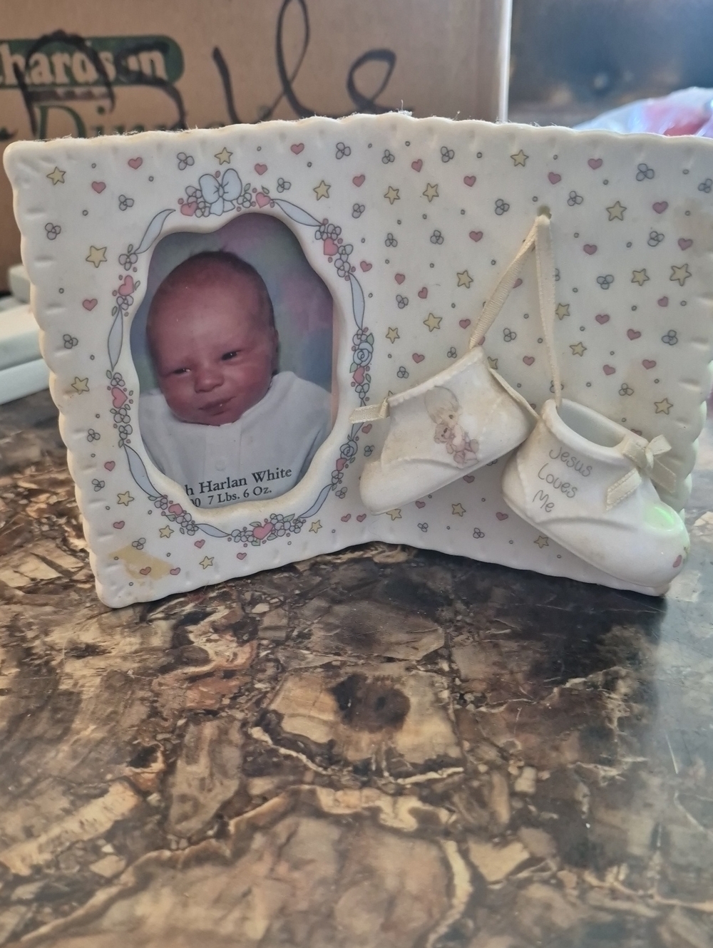 Kids White Ceramic Baby Shoe Keepsake with ‘Jesus Loves Me’ Detail